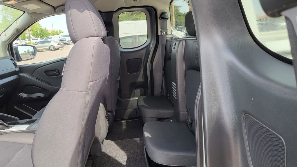 Used 2024 Nissan Frontier S w/ S Utility Package image 27