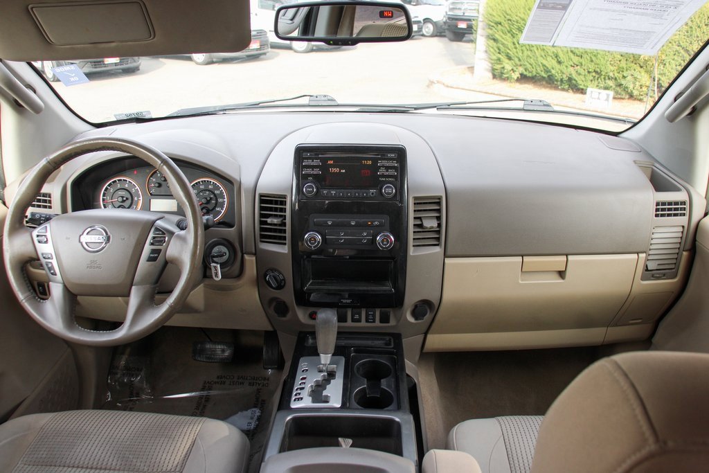 Used 2013 Nissan Titan SV w/ SV Value Truck Pkg image 24