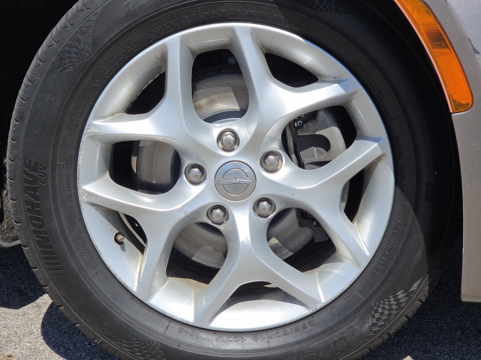 Used 2017 Chrysler Pacifica Touring-L Plus w/ Tire & Wheel Group FWD image 10