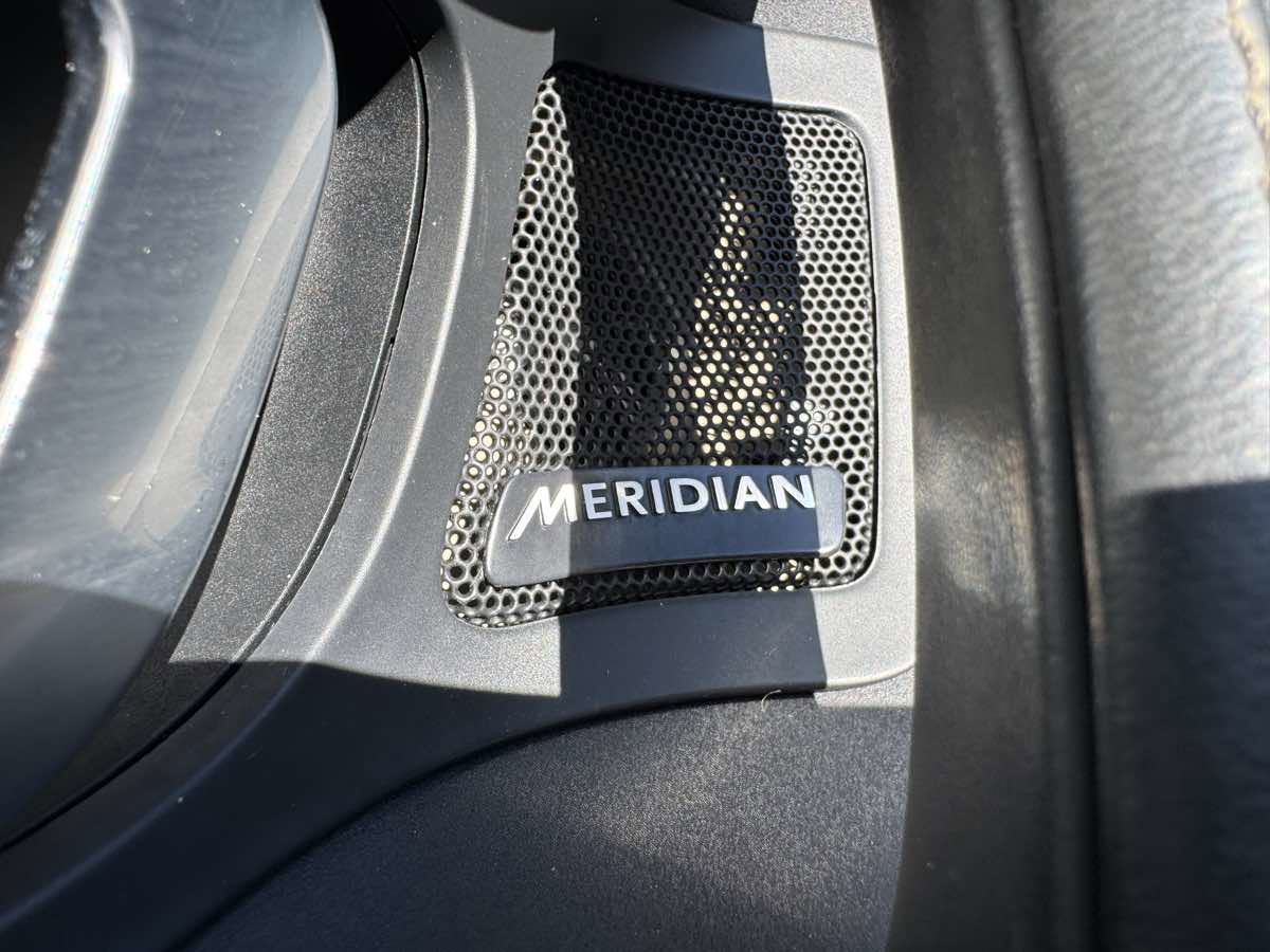 Used 2018 Land Rover Discovery Sport HSE image 50