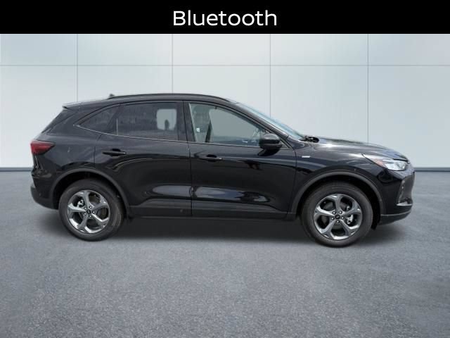 Used 2026 Ford Escape ST-Line Select w/ Equipment Group 401A AWD/4WD image 2