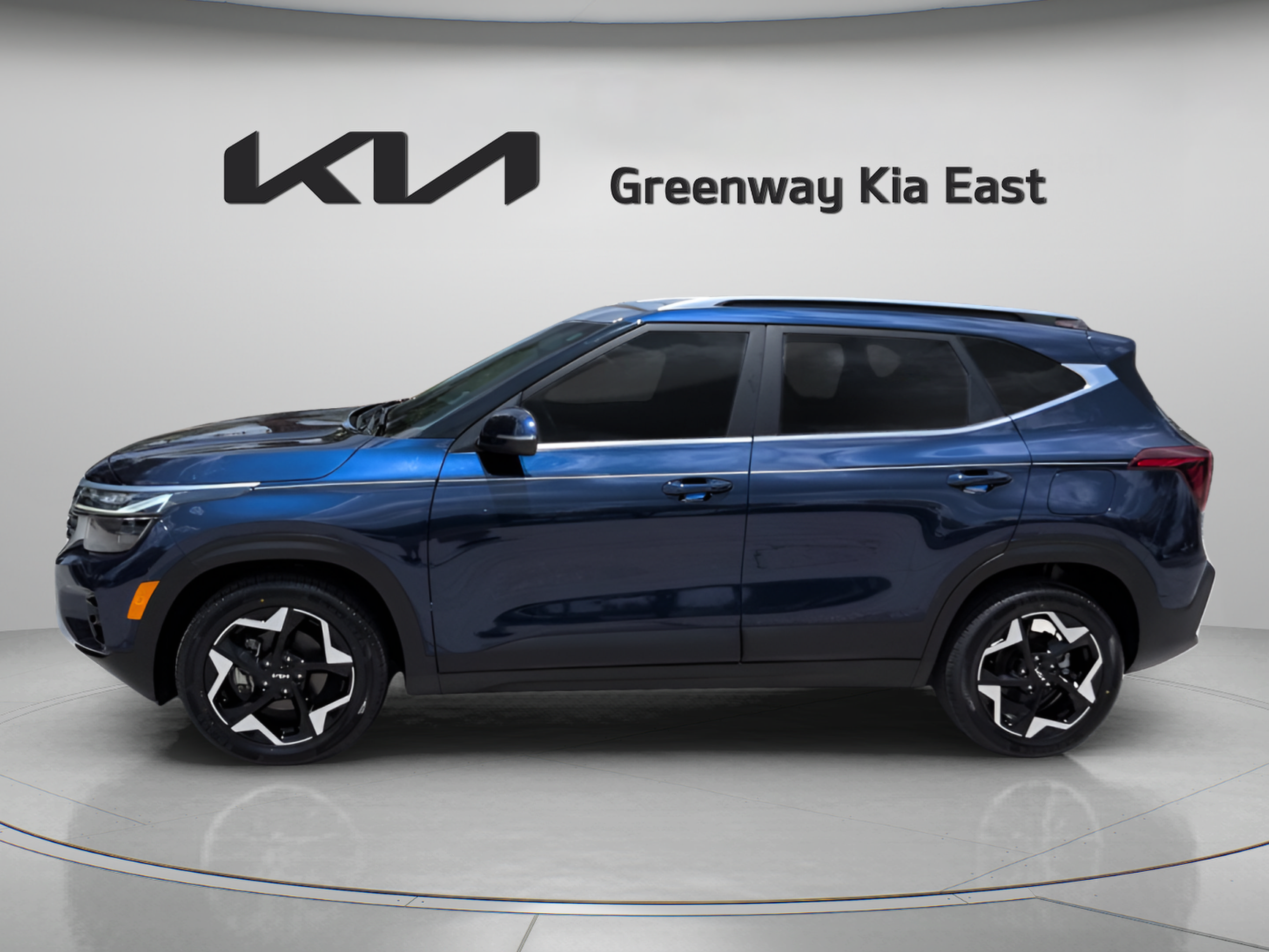 Certified 2024 Kia Seltos EX FWD image 9