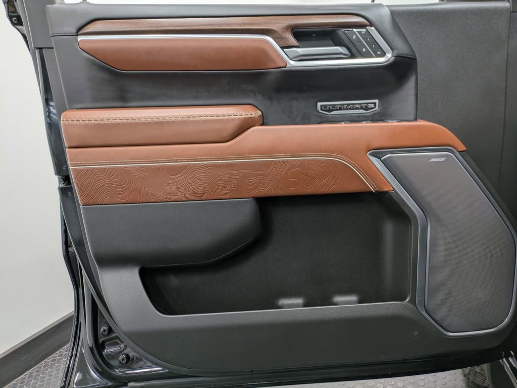 Used 2025 GMC Sierra 1500 Denali Ultimate image 8