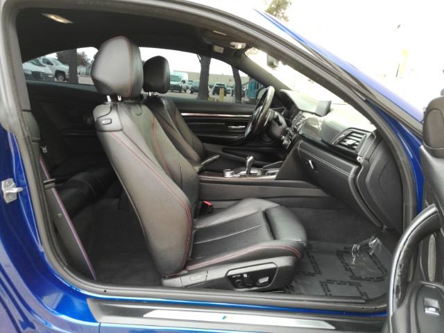 Used 2019 BMW M4 CS w/ Executive Package image 17