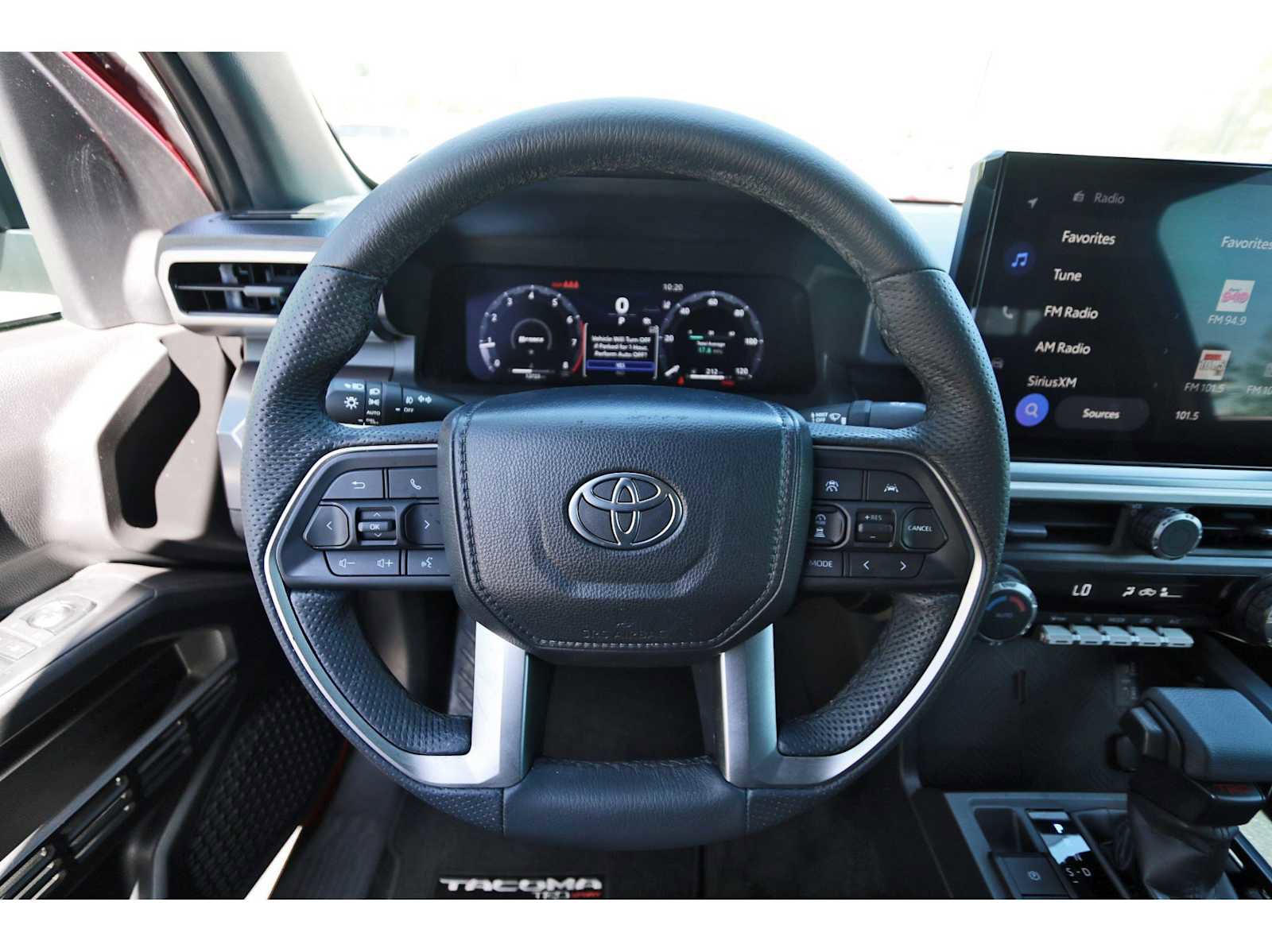 Used 2025 Toyota Tacoma TRD Sport image 13