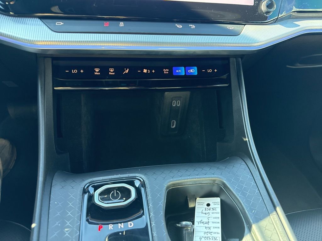 Used 2024 Jeep Wagoneer Launch Edition image 24