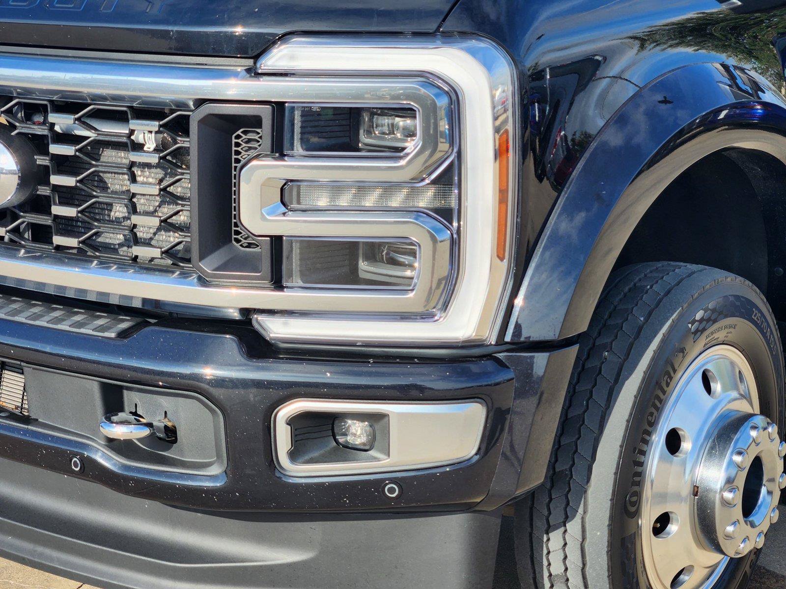 Certified 2024 Ford F450 Platinum w/ FX4 Off-Road Package AWD/4WD image 6