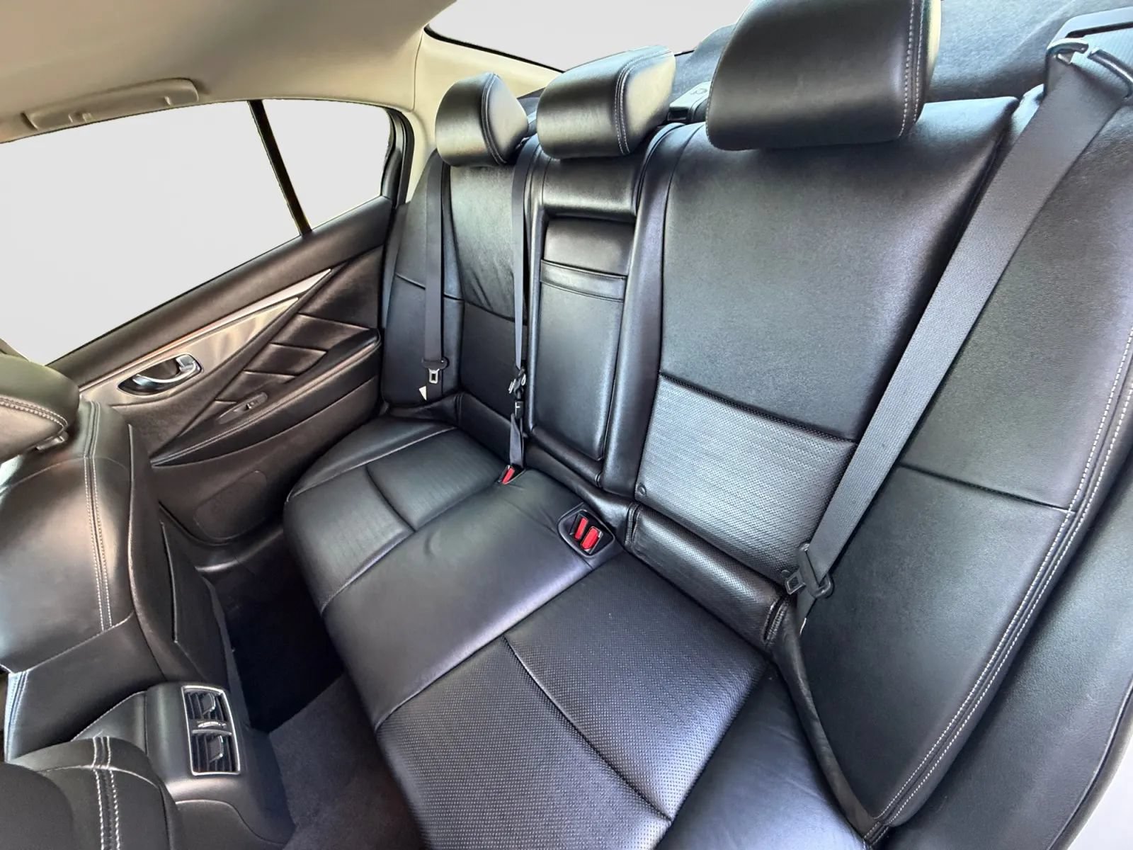 Used 2019 INFINITI Q50 Signature Edition AWD/4WD image 15