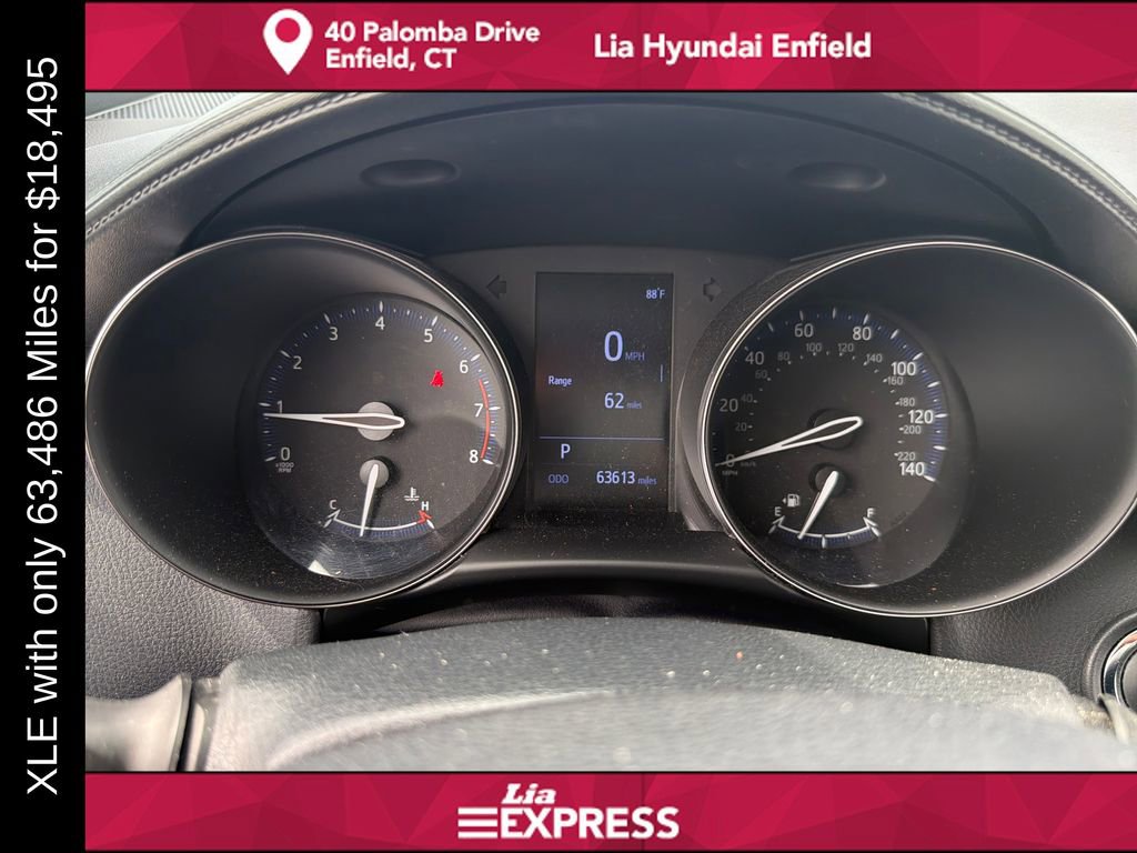 Used 2019 Toyota C-HR XLE FWD image 16