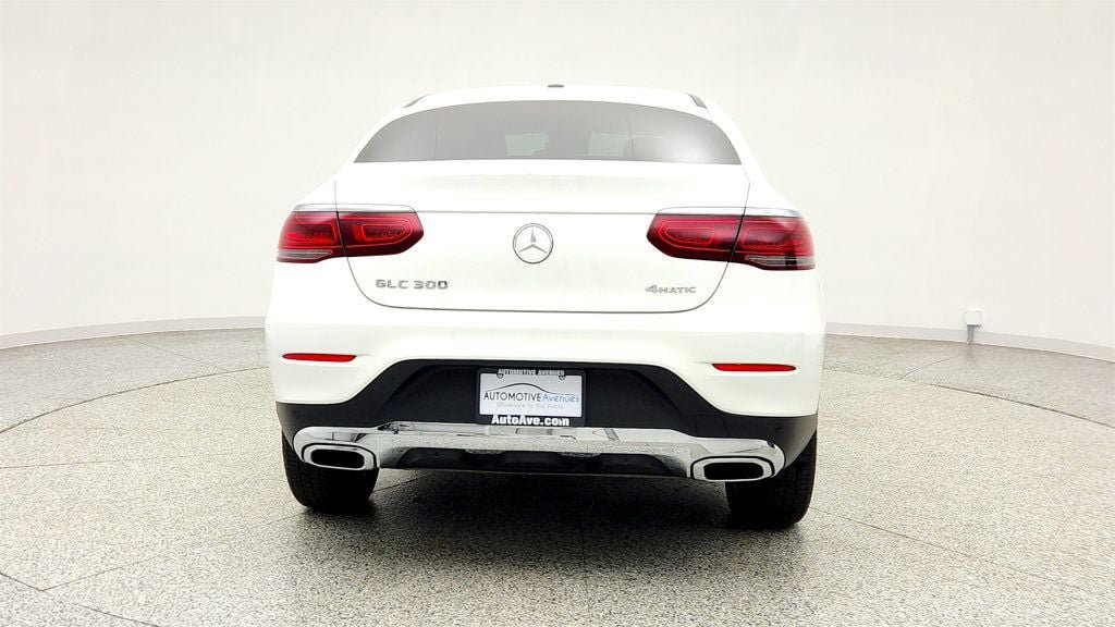 Used 2023 Mercedes-Benz GLC 300 4MATIC Coupe image 6