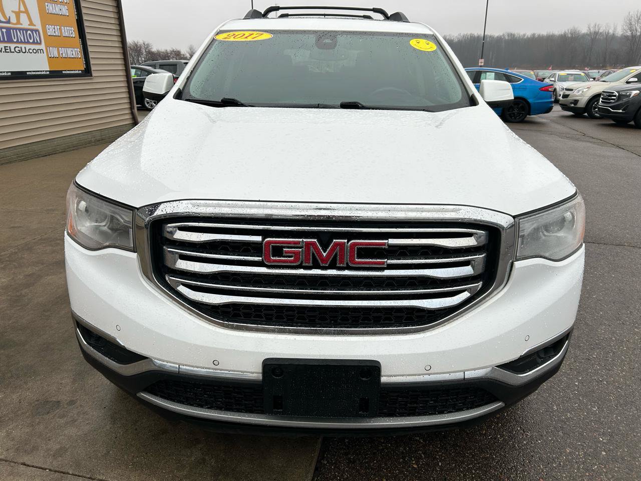 Used 2017 GMC Acadia SLT AWD/4WD image 2