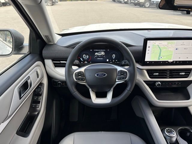 New 2026 Ford Explorer Active RWD image 13