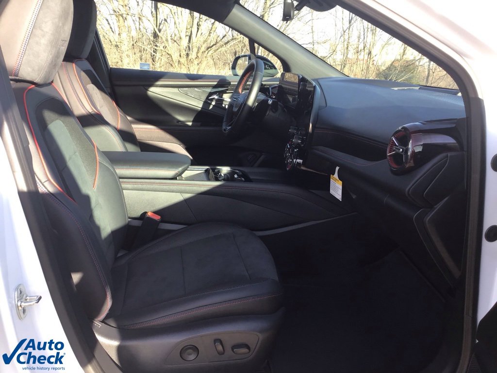 Used 2024 Chevrolet Blazer EV RS image 22