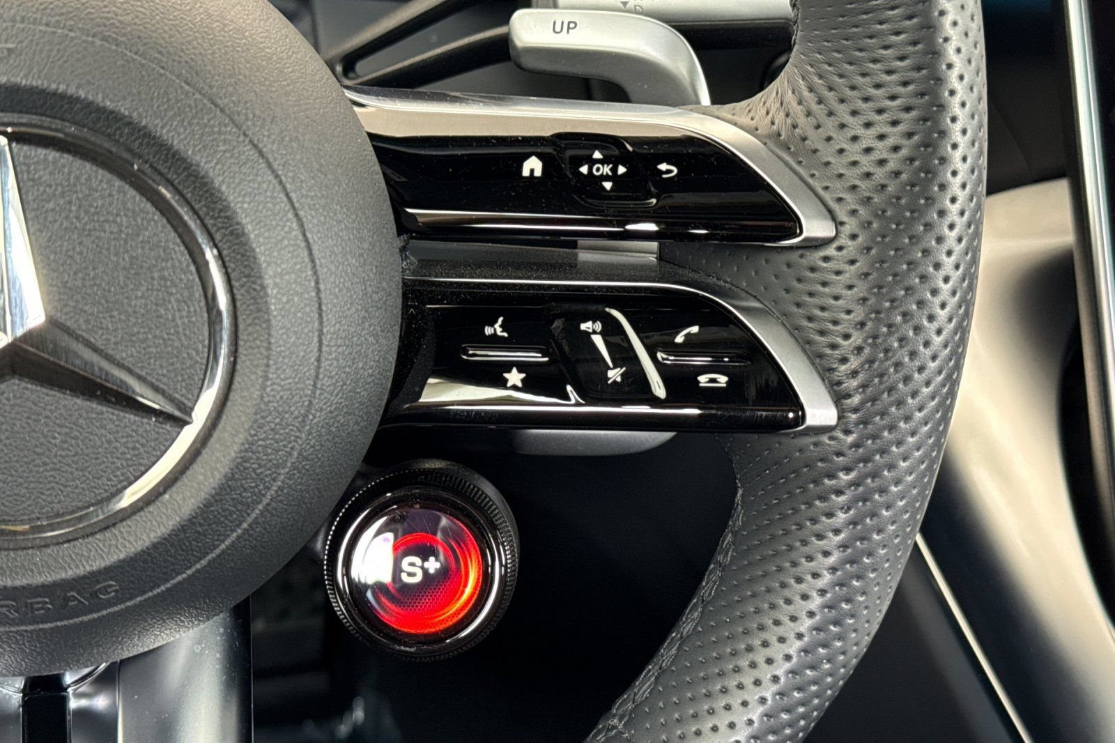 Certified 2023 Mercedes-Benz SL 43 AMG image 30