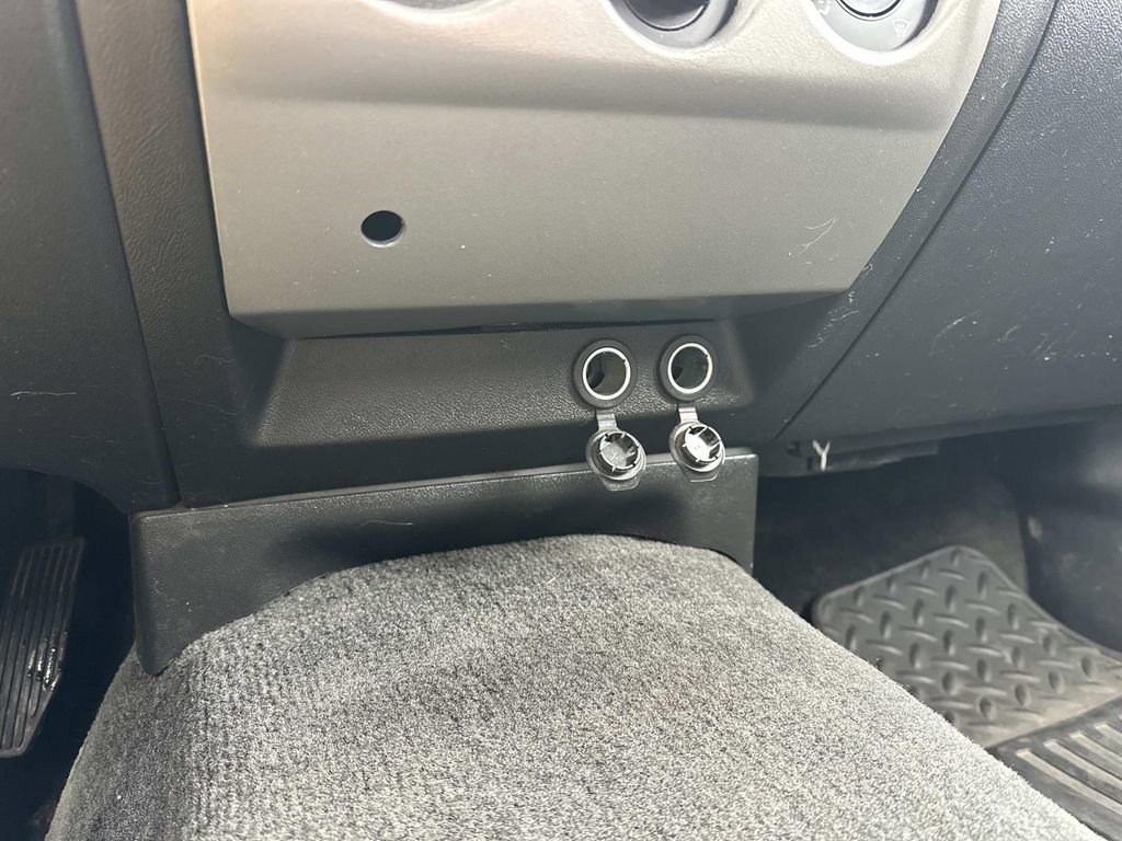 Used 2012 Chevrolet Colorado W/T image 28