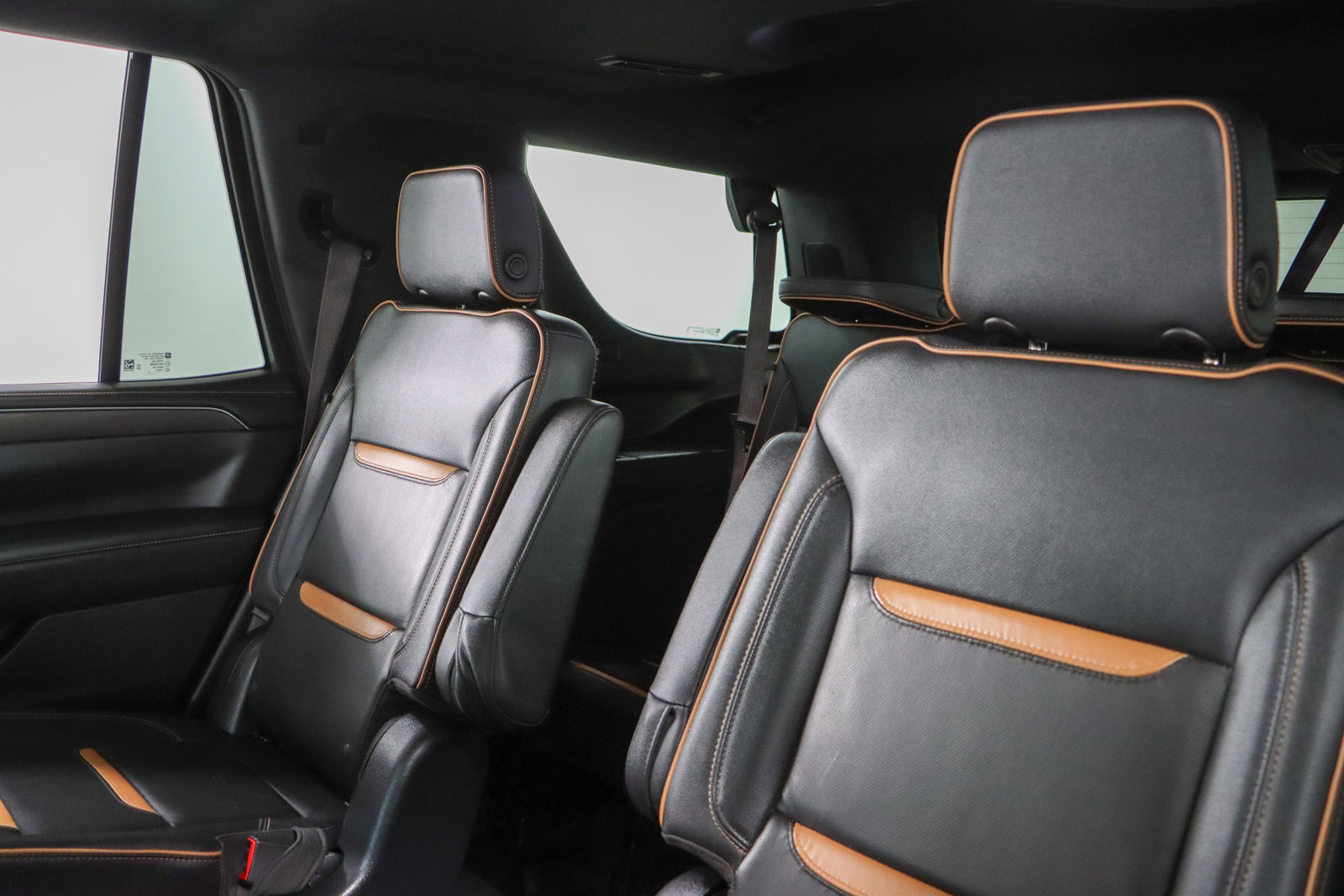Used 2022 GMC Yukon AT4 AWD/4WD image 28