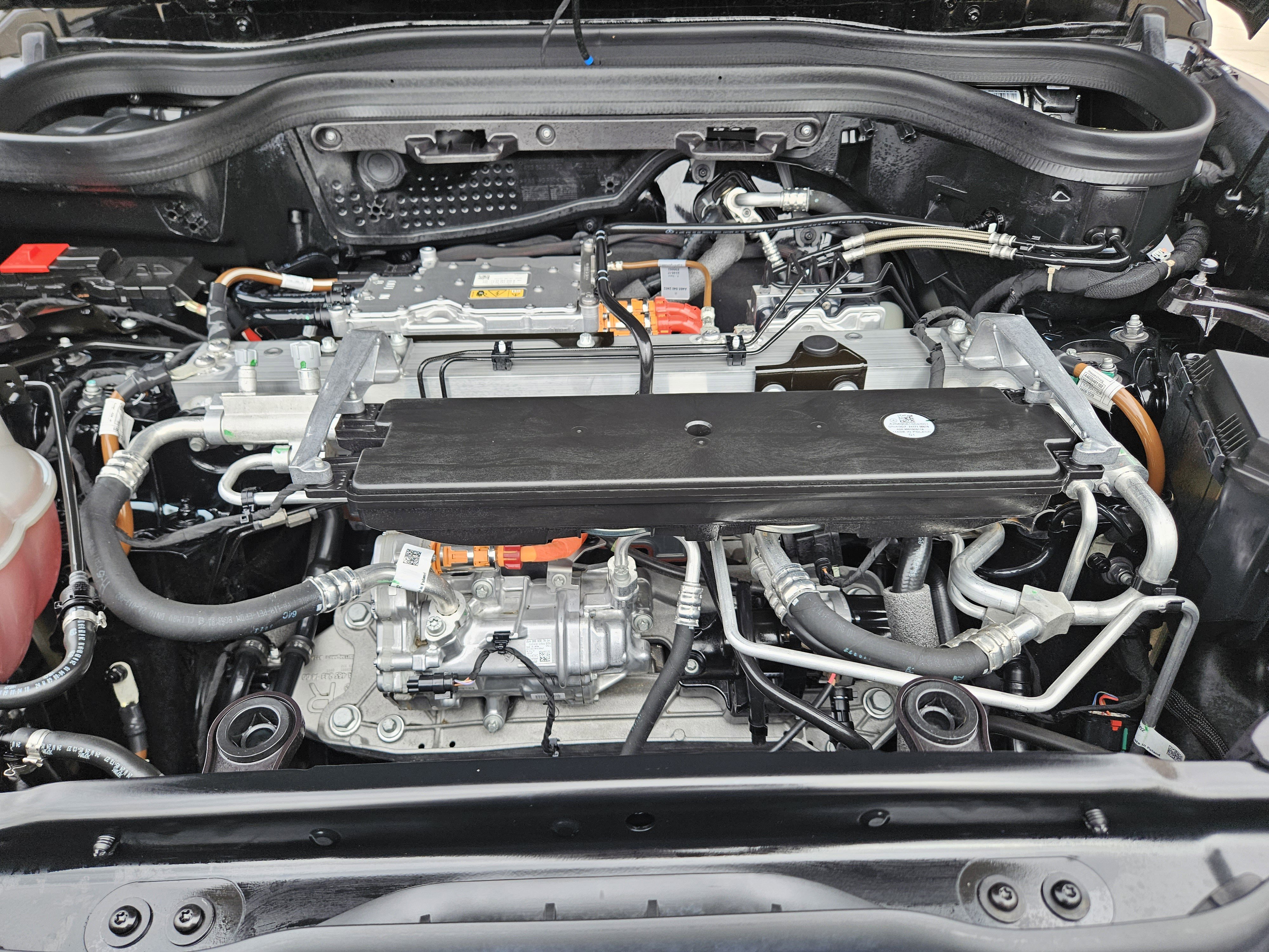 Certified 2025 Mercedes-Benz G 580 w/ EQ Technology image 30