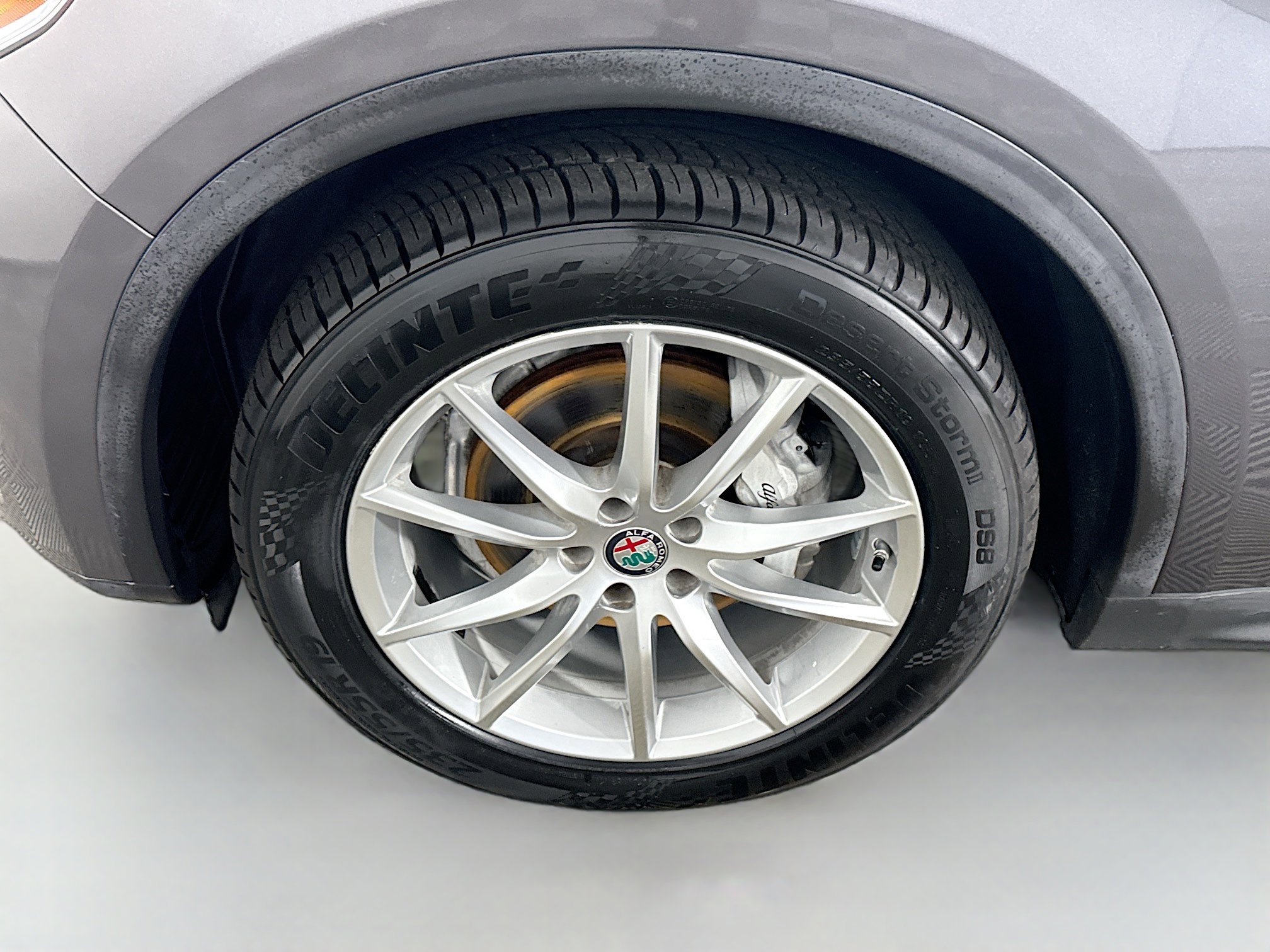 Used 2018 Alfa Romeo Stelvio Ti image 38