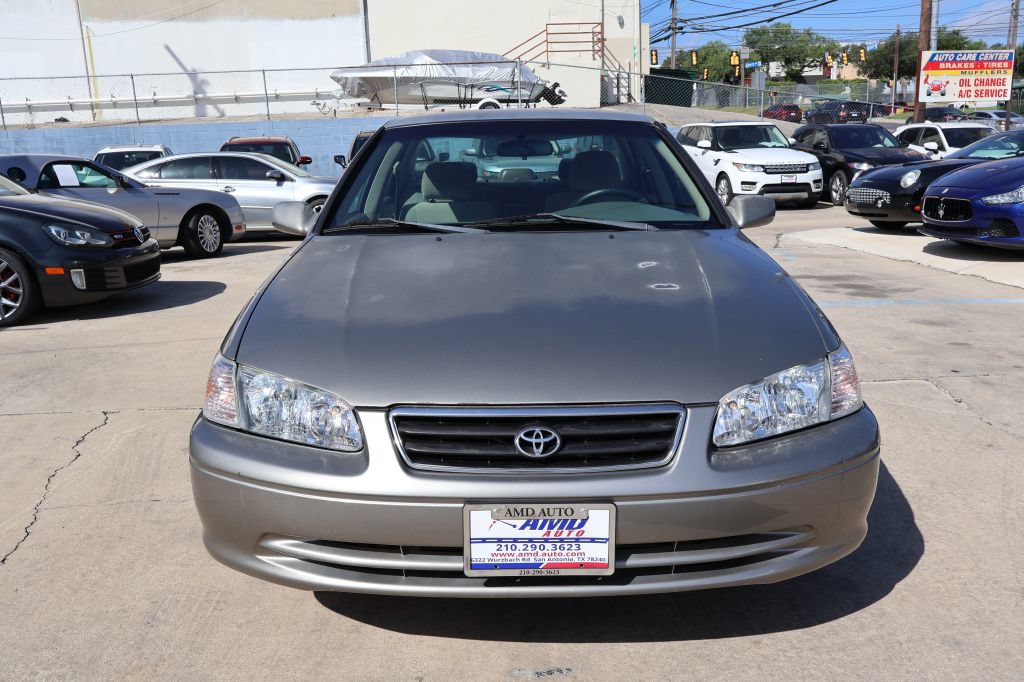 Used 2001 Toyota Camry LE FWD image 2