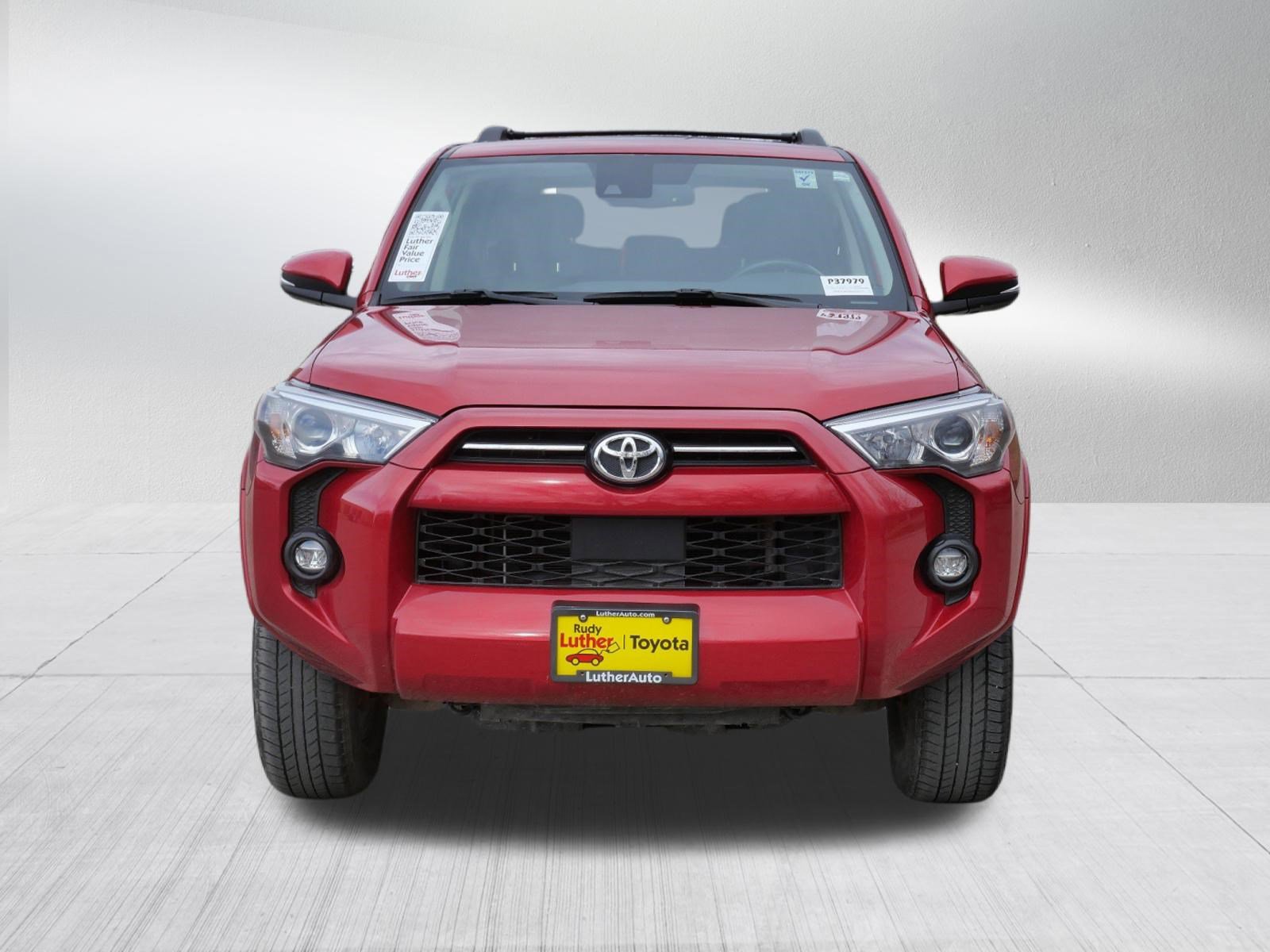 Certified 2024 Toyota 4Runner SR5 Premium w/ Moonroof Package image 2