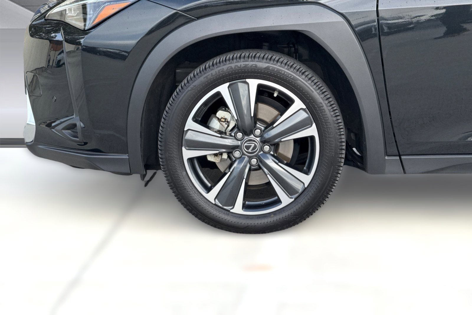 Used 2024 Lexus UX 250h FWD image 12
