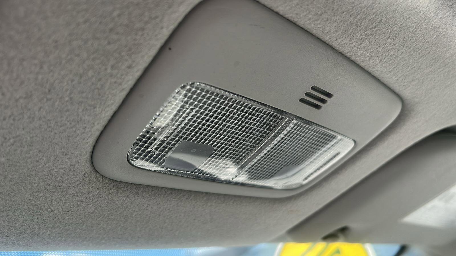 Used 2010 Toyota Corolla LE FWD image 14