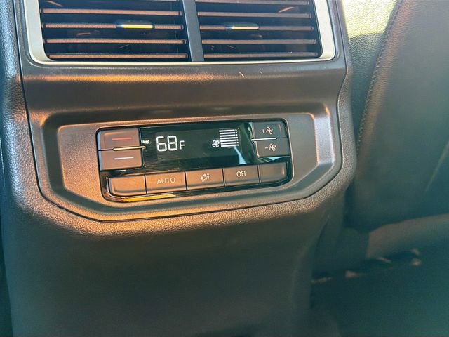 Used 2024 Volkswagen Atlas SE image 24