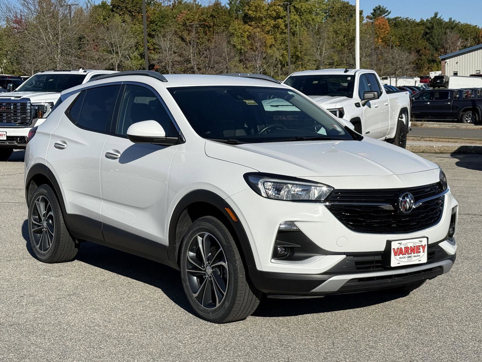 Used 2022 Buick Encore GX Select image 3