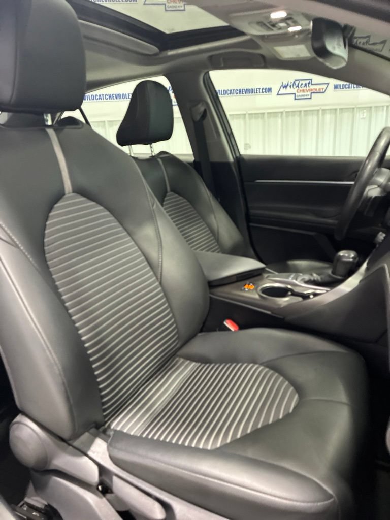 Used 2024 Toyota Camry SE w/ Cold Weather Package FWD image 41