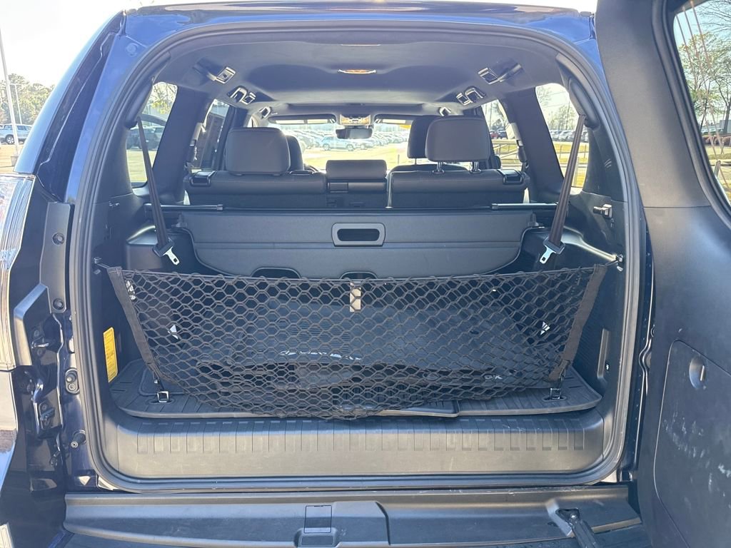 Used 2022 Lexus GX 460 Premium w/ Premium Package image 27