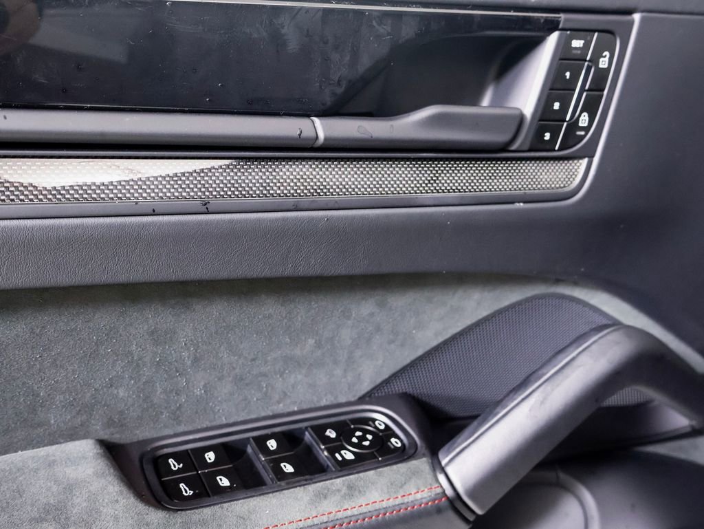 New 2026 Porsche Cayenne GTS image 24