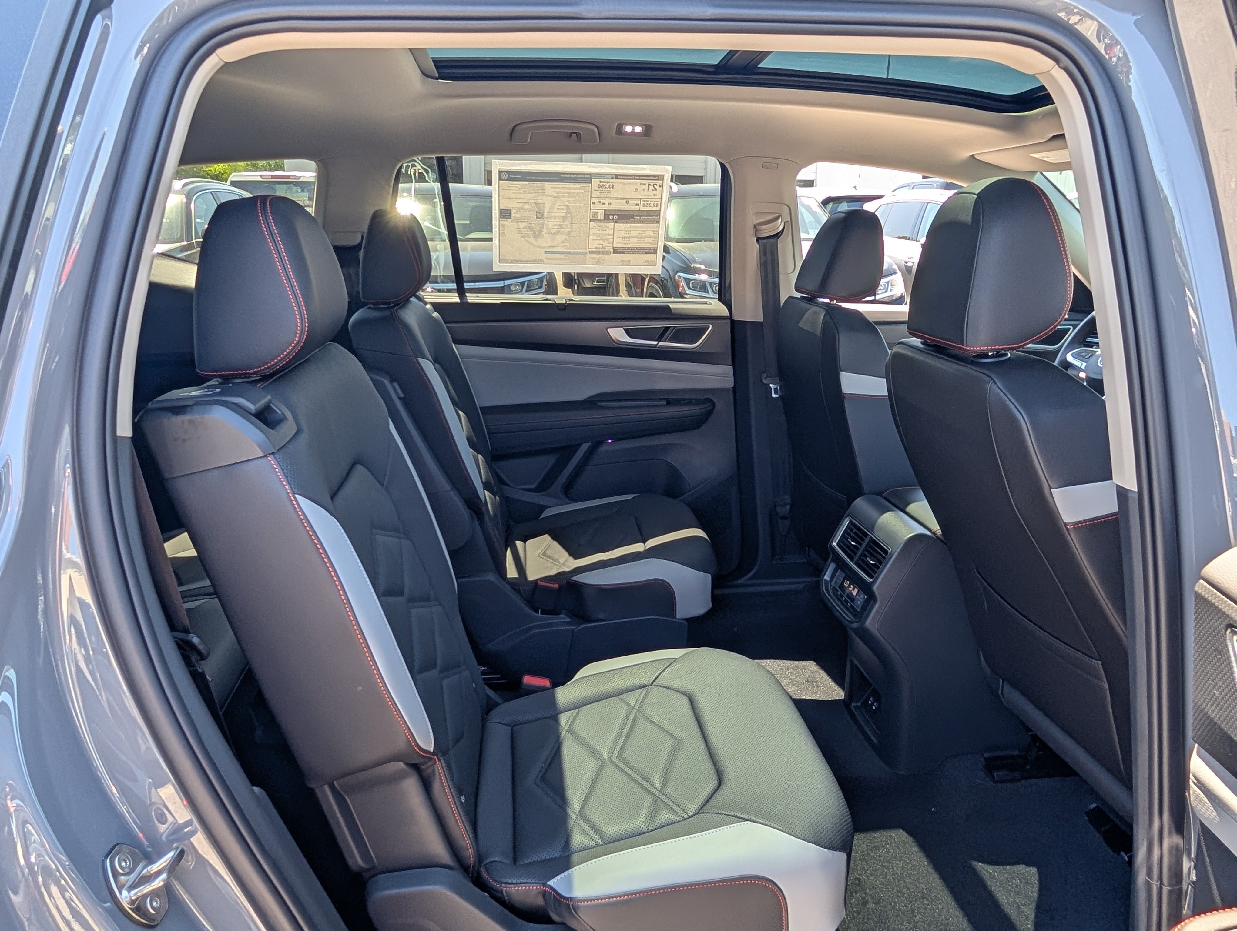 New 2026 Volkswagen Atlas Peak Edition AWD/4WD image 10