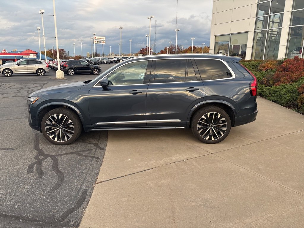 Certified 2025 Volvo XC90 B6 Plus image 10