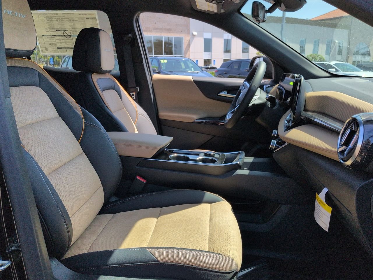New 2026 Chevrolet Equinox ACTIV w/ Convenience Package III AWD/4WD image 29