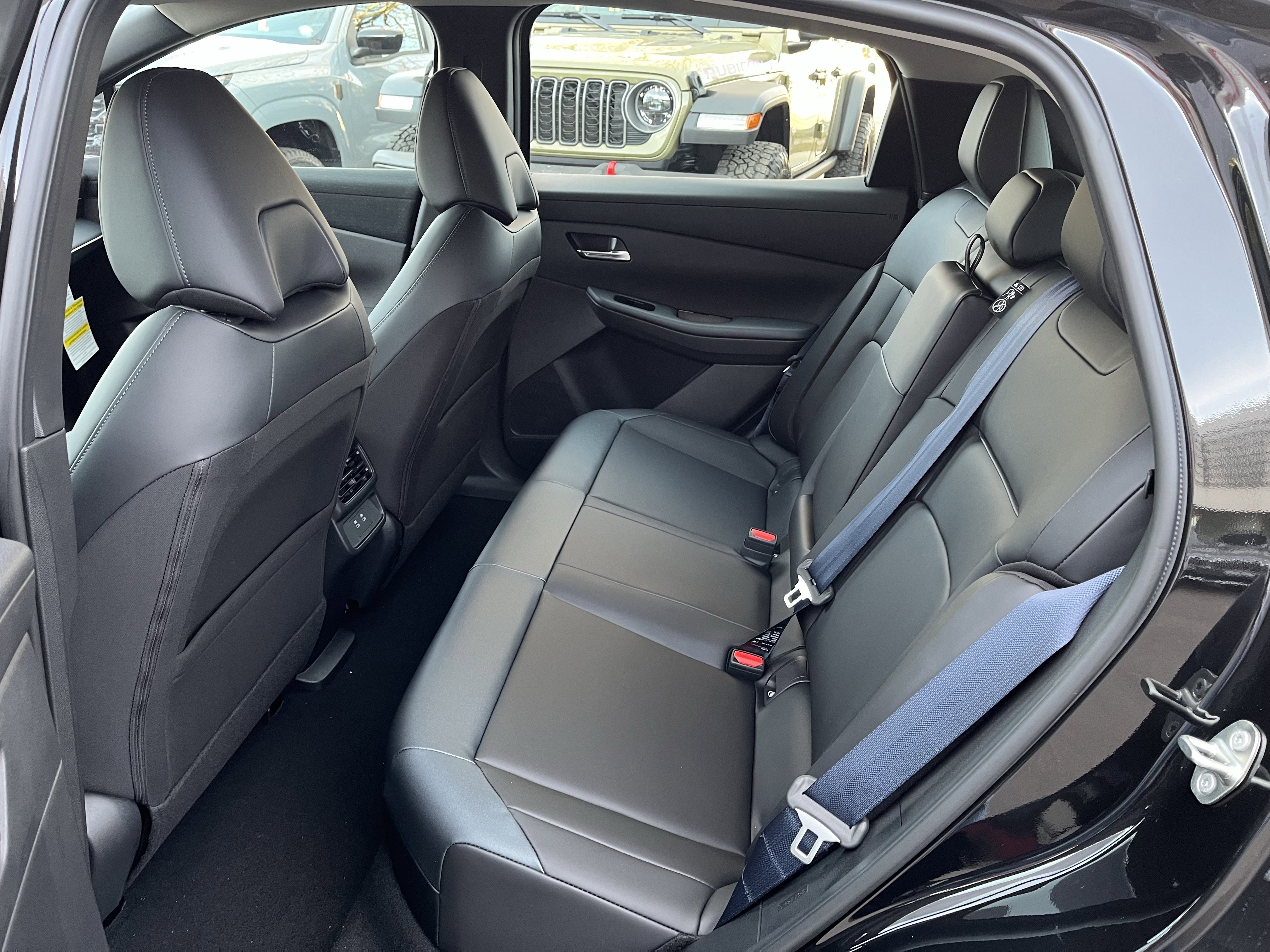 New 2026 Nissan Leaf SV+ w/ Protection Package image 25