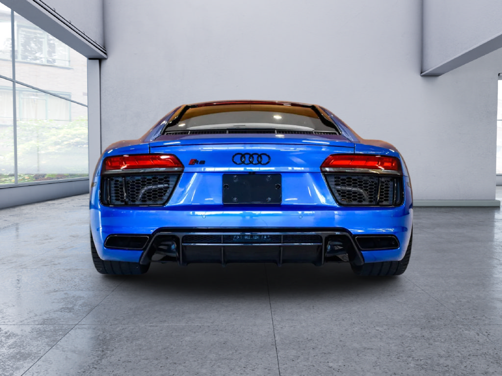 Used 2018 Audi R8 V10 w/ Carbon Exterior Package AWD/4WD image 6