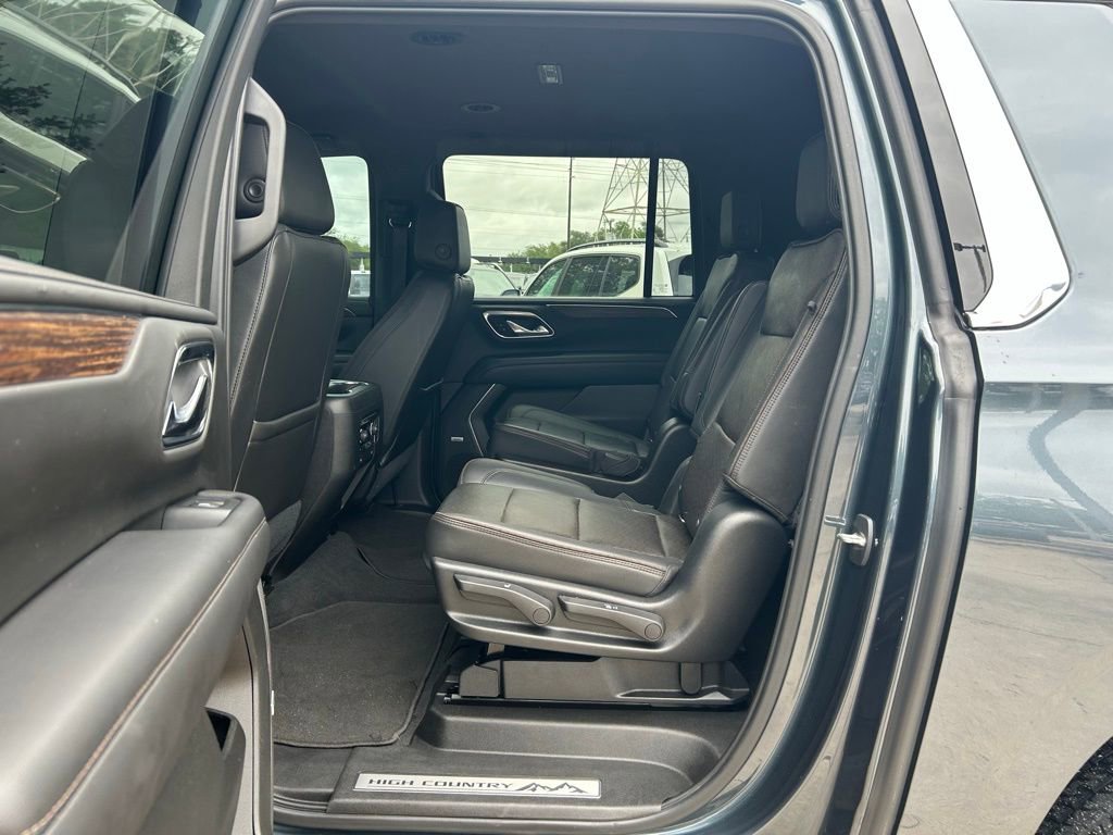 Used 2021 Chevrolet Suburban High Country RWD image 60