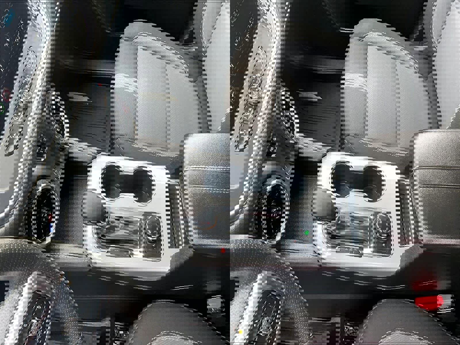 Used 2023 Chevrolet Blazer LT AWD/4WD image 19