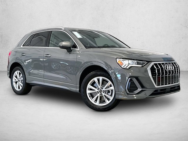 Used 2024 Audi Q3 2.0T Premium w/ Convenience Package AWD/4WD image 12
