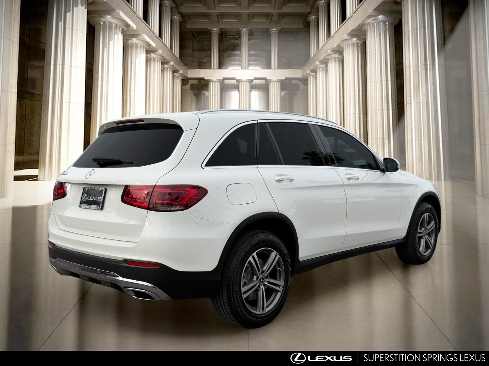 Used 2020 Mercedes-Benz GLC 300 image 4