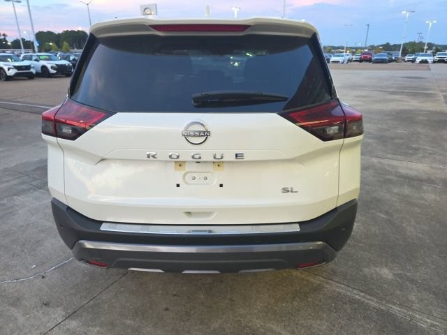 Used 2023 Nissan Rogue SL w/ SL Premium Package FWD image 11