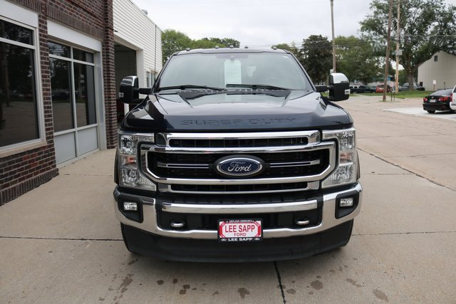 Used 2022 Ford F250 Lariat w/ Chrome Package image 3