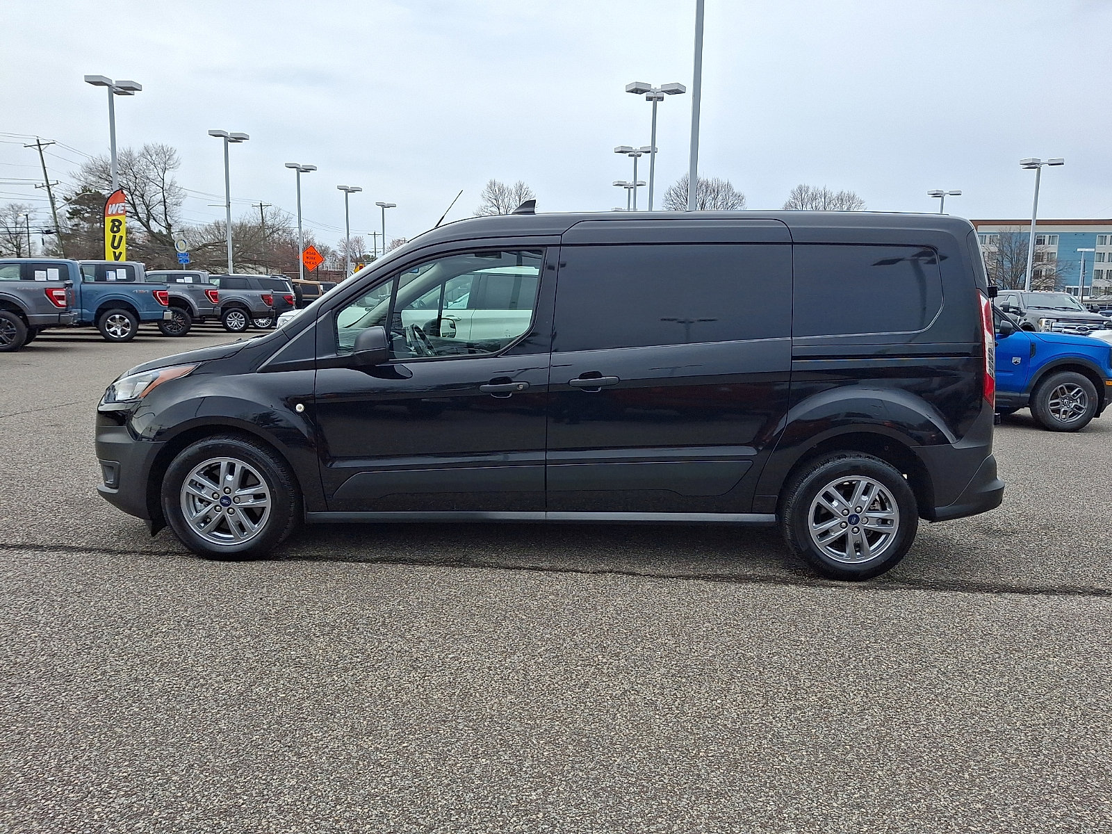 Certified 2023 Ford Transit Connect XL image 6