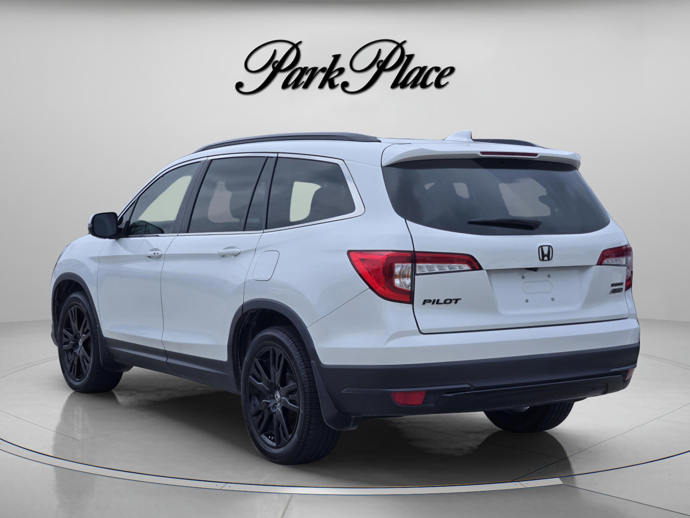 Used 2021 Honda Pilot Special Edition image 3