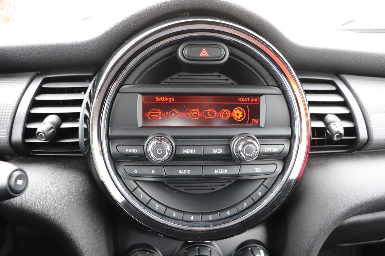 Used 2014 MINI Cooper 2-Door Hardtop FWD image 22