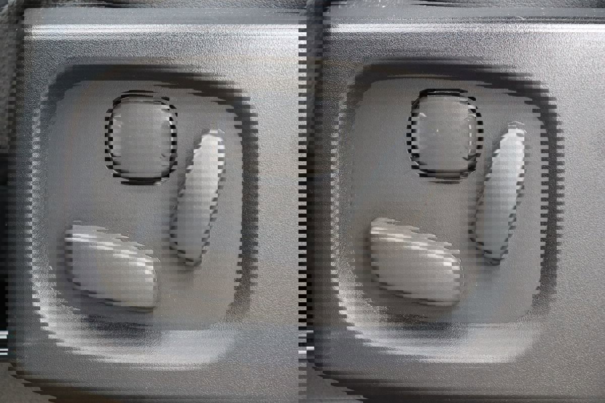 Used 2016 Land Rover LR4 HSE LUX image 33