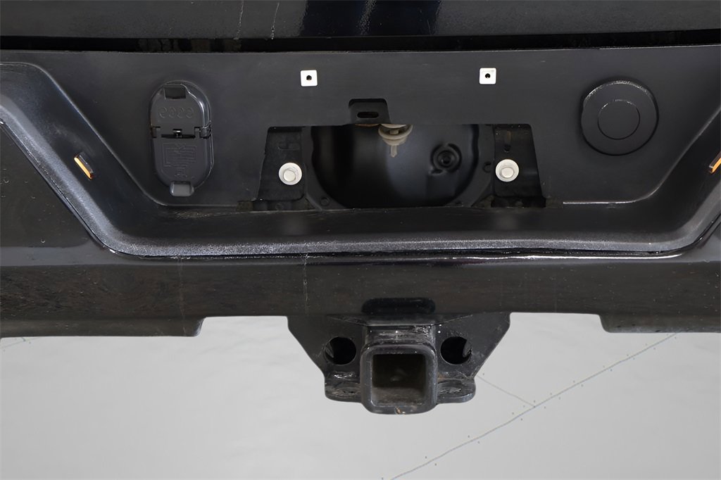 Used 2023 Chevrolet Silverado 1500 Custom image 35