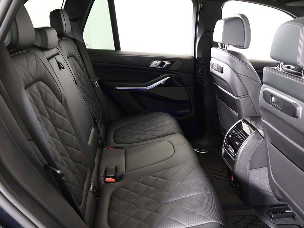 Used 2024 BMW X5 M60i w/ Climate Comfort Package AWD/4WD image 41