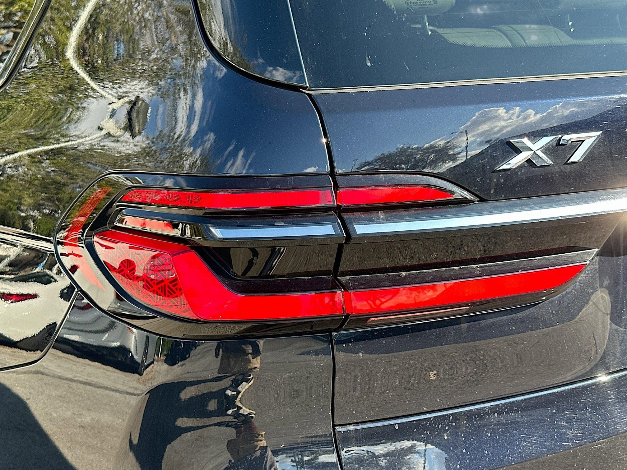 Certified 2023 BMW X7 xDrive40i w/ Executive Package image 33