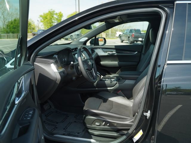 Used 2022 Cadillac XT5 Premium Luxury w/ LPO, Floor Liner Package AWD/4WD image 13